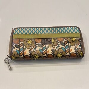 Vintage Fossil Key-Per Geometric Zip Around Coated Wallet